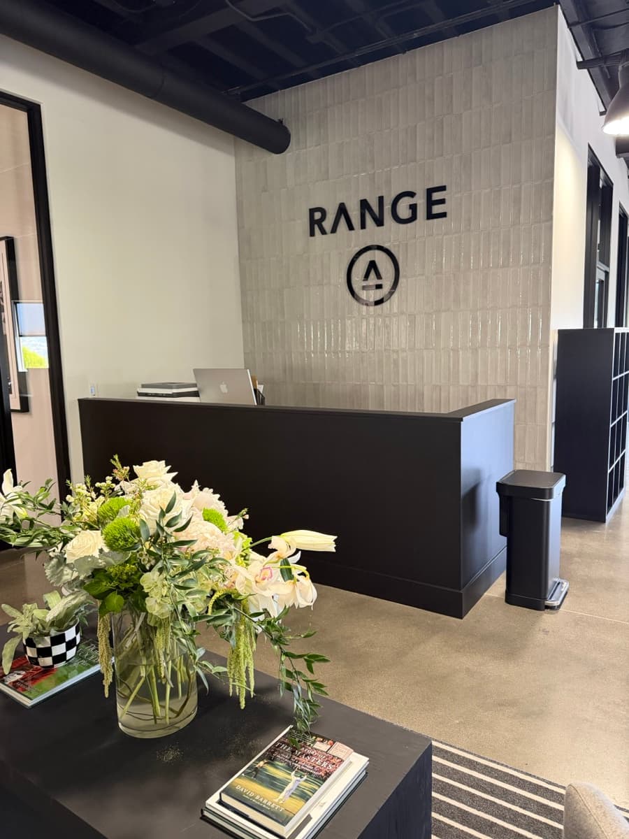 Range San Clemente front desk